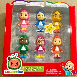 Cocomelon Family & Friends Shark Pack